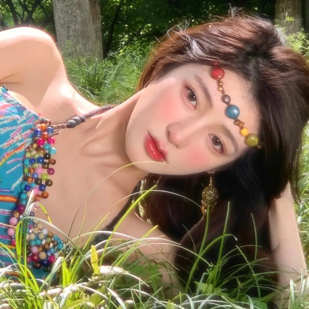 鲜花盛开的村庄